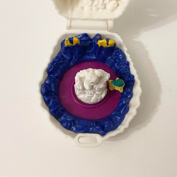 Vintage 1993 Lot of 2 Mighty Max McDonalds Abominable Snowman Yeti Toys - Picture 11 of 16